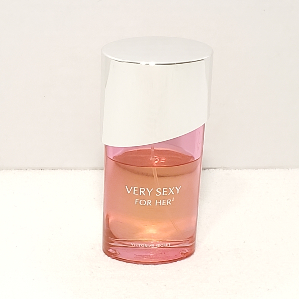 Vintage Victoria's Secret Very Sexy For Her Women's Perfume 2.5 oz Bottle Spray